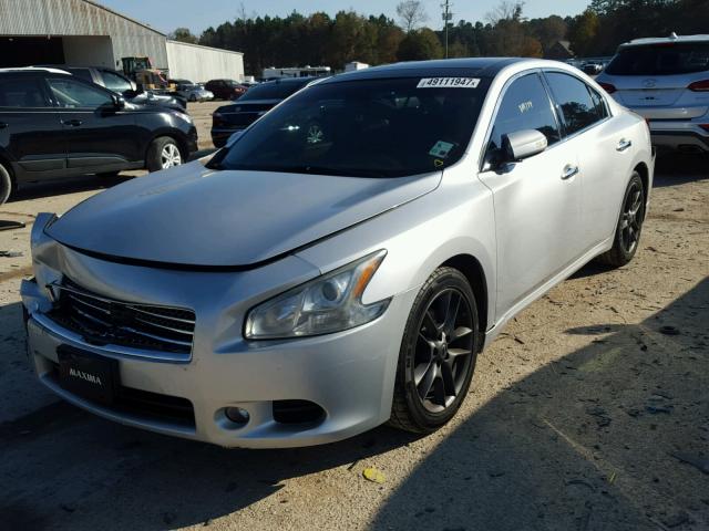 1N4AA5AP6BC868134 - 2011 NISSAN MAXIMA S SILVER photo 2