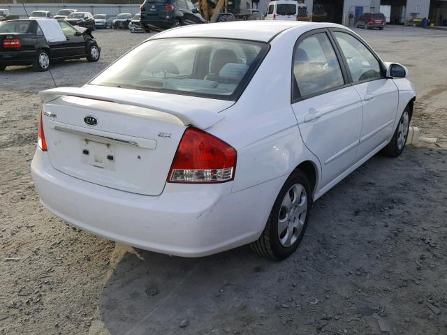 KNAFE221395596053 - 2009 KIA SPECTRA EX WHITE photo 4