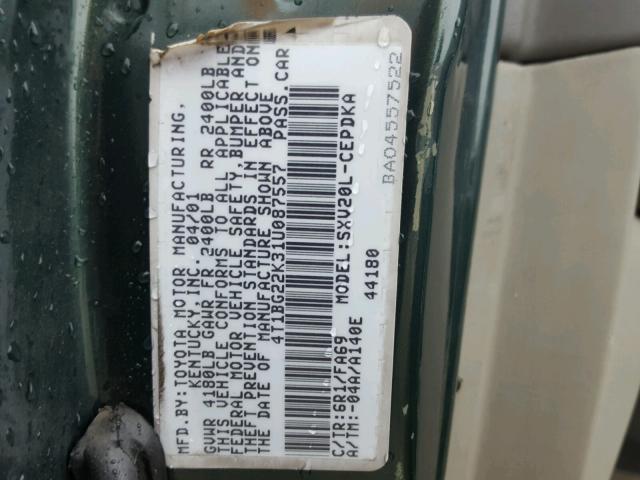 4T1BG22K31U087557 - 2001 TOYOTA CAMRY CE GREEN photo 10