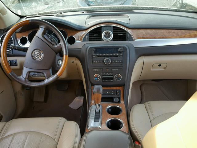 5GAER23708J102776 - 2008 BUICK ENCLAVE CX BROWN photo 9