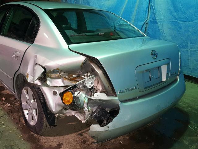 1N4AL11D93C261798 - 2003 NISSAN ALTIMA BAS SILVER photo 9