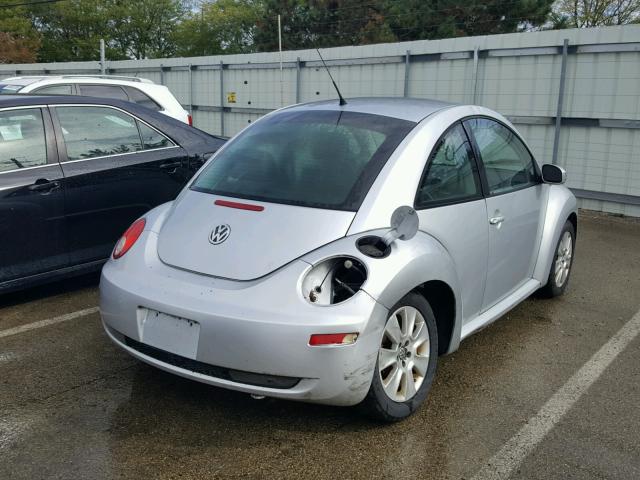 3VWPW31CX8M504083 - 2008 VOLKSWAGEN NEW BEETLE Gümüş foto 4