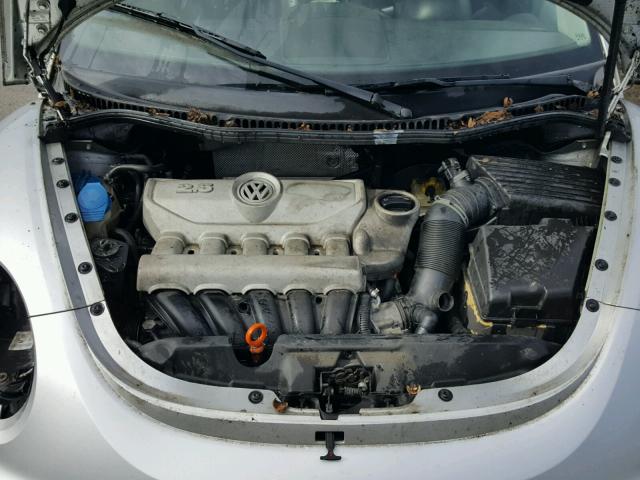 3VWPW31CX8M504083 - 2008 VOLKSWAGEN NEW BEETLE Gümüş foto 7