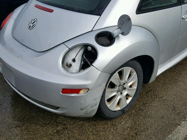 3VWPW31CX8M504083 - 2008 VOLKSWAGEN NEW BEETLE Gümüş foto 9