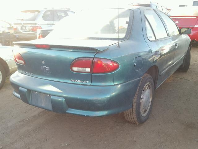 1G1JF52T6W7201837 - 1998 CHEVROLET CAVALIER L GREEN photo 4