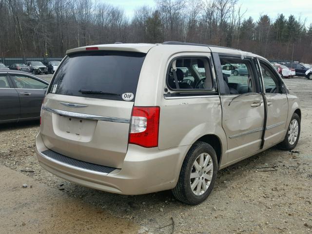 2C4RC1BG7ER270807 - 2014 CHRYSLER TOWN & COU GOLD photo 4