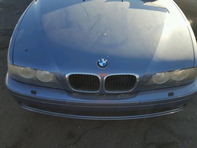 WBADT63443CK29338 - 2003 BMW 530 I AUTO BLUE photo 7