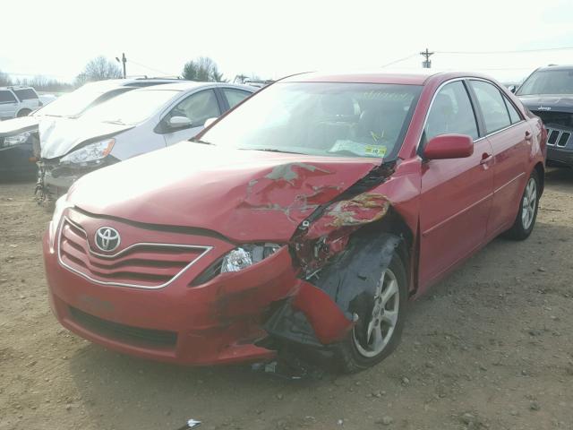 4T4BF3EK7BR176320 - 2011 TOYOTA CAMRY BASE RED photo 2