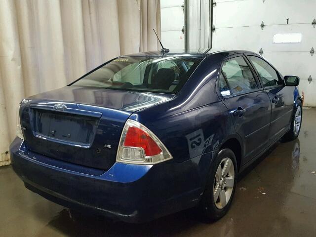 3FAHP07ZX7R252079 - 2007 FORD FUSION SE BLUE photo 4