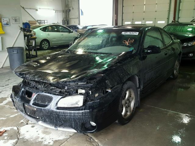 1G2WP12K6WF330486 - 1998 PONTIAC GRAND PRIX BLACK photo 2