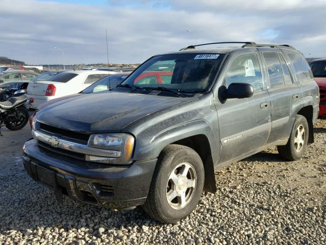 1GNDT13S642246175 - 2004 CHEVROLET TRAILBLAZE BLACK photo 2