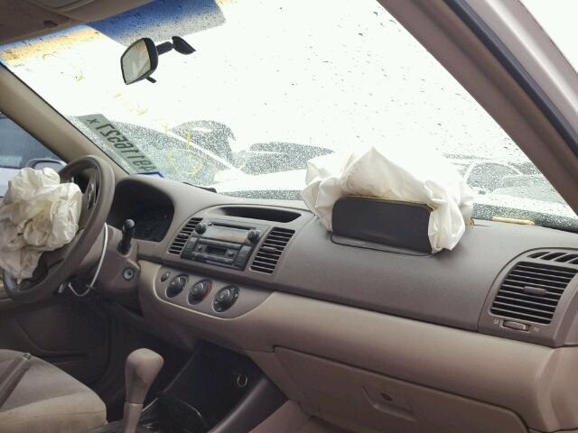 4T1BE32K54U339972 - 2004 TOYOTA CAMRY LE თეთრი ფოტო 9