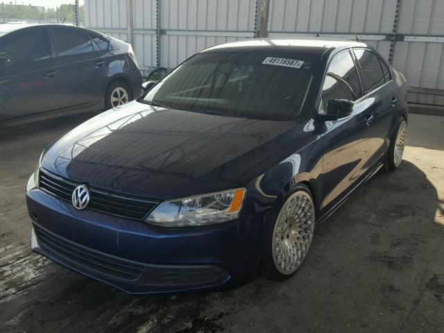 3VWDX7AJ4BM320612 - 2011 VOLKSWAGEN JETTA SE BLUE photo 2