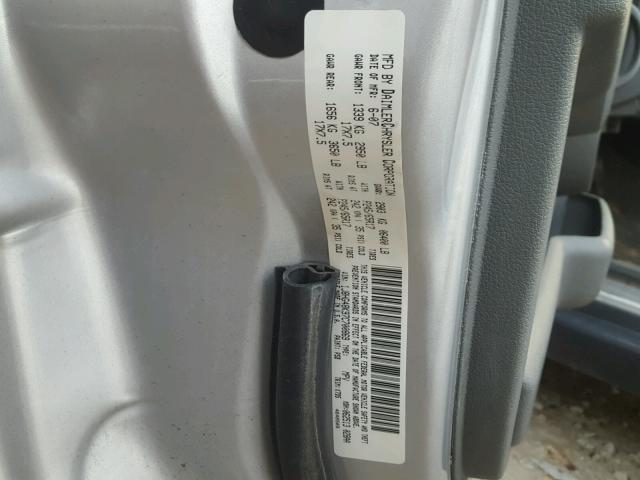 1J8HG48K97C700869 - 2007 JEEP COMMANDER SILVER photo 10