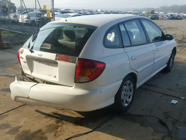 KNADC163526056125 - 2002 KIA RIO CINCO WHITE photo 4