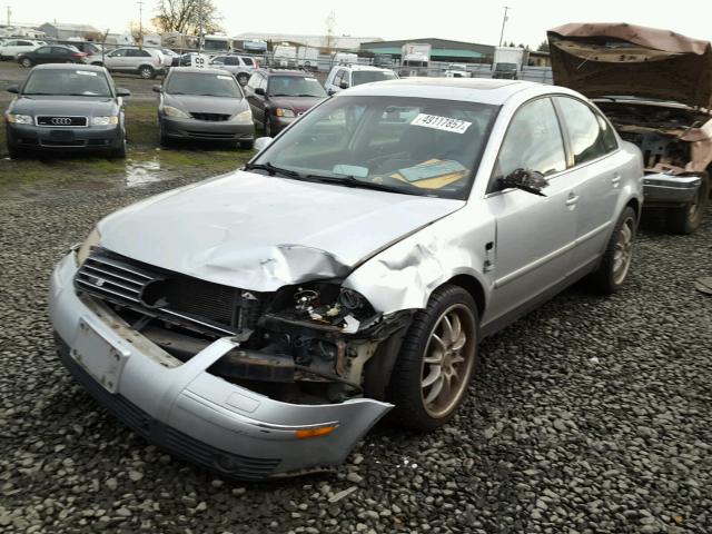 WVWUK63B62P305637 - 2002 VOLKSWAGEN PASSAT W8 SILVER photo 2