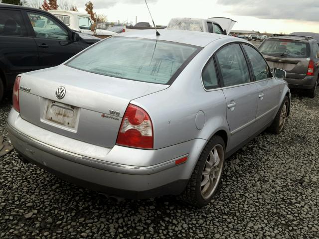 WVWUK63B62P305637 - 2002 VOLKSWAGEN PASSAT W8 SILVER photo 4