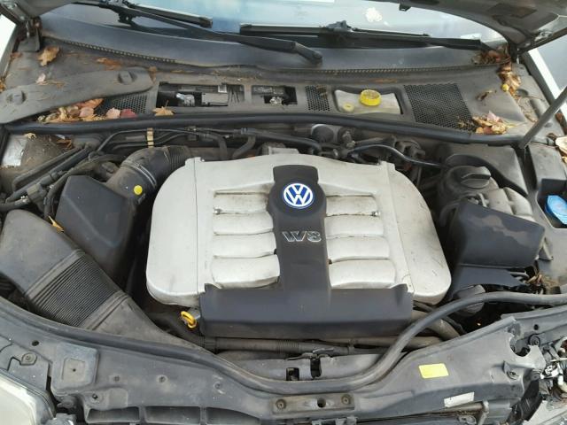 WVWUK63B62P305637 - 2002 VOLKSWAGEN PASSAT W8 SILVER photo 7