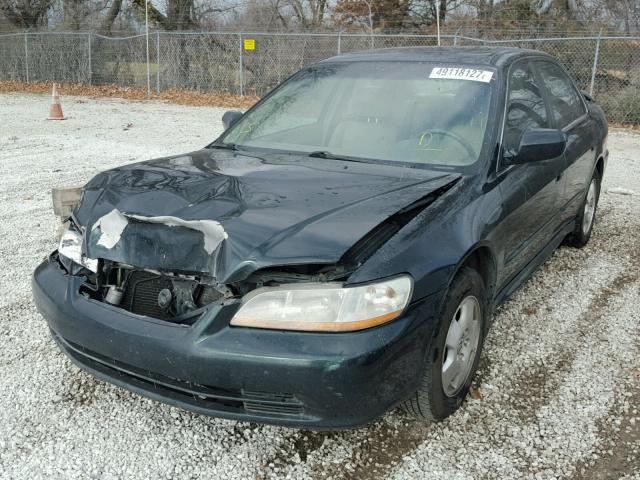 1HGCG16531A021567 - 2001 HONDA ACCORD EX GREEN photo 2