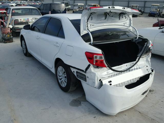 4T4BF1FK0ER357749 - 2014 TOYOTA CAMRY L WHITE photo 3