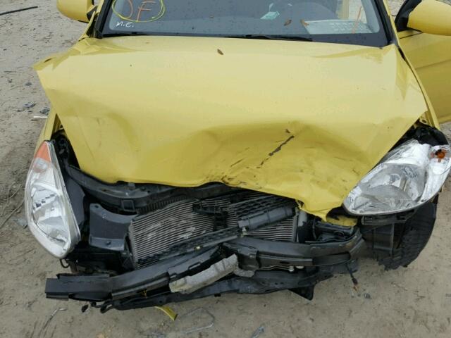 KMHCN36C39U124833 - 2009 HYUNDAI ACCENT SE YELLOW photo 7