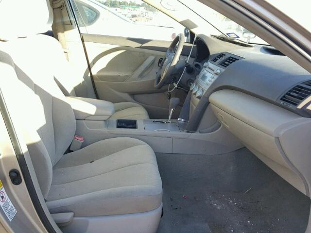 4T1BE46K29U822357 - 2009 TOYOTA CAMRY BASE TAN photo 5