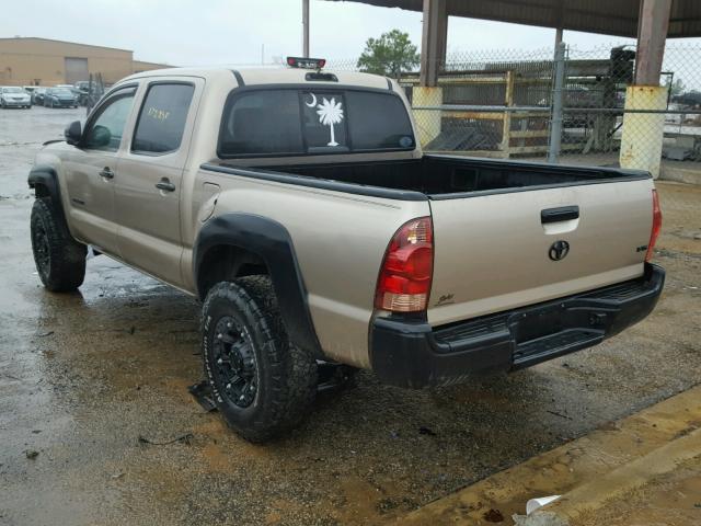 3TMJU62NX8M054757 - 2008 TOYOTA TACOMA DOU GOLD photo 3