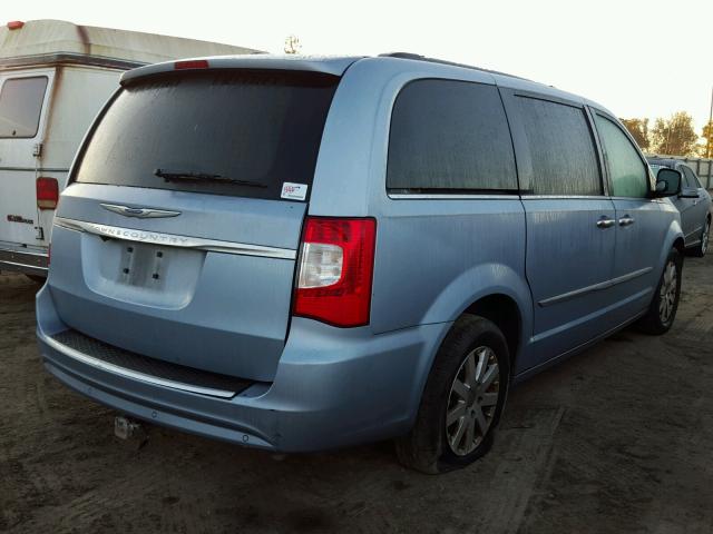 2C4RC1CGXCR413096 - 2012 CHRYSLER TOWN & COU BLUE photo 4