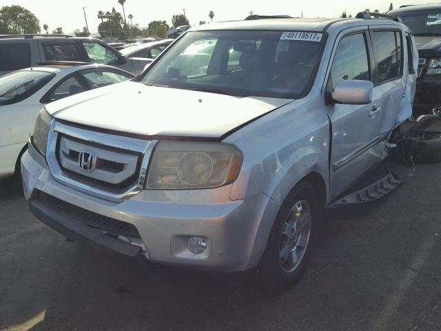 5FNYF38849B028380 - 2009 HONDA PILOT TOUR SILVER photo 2