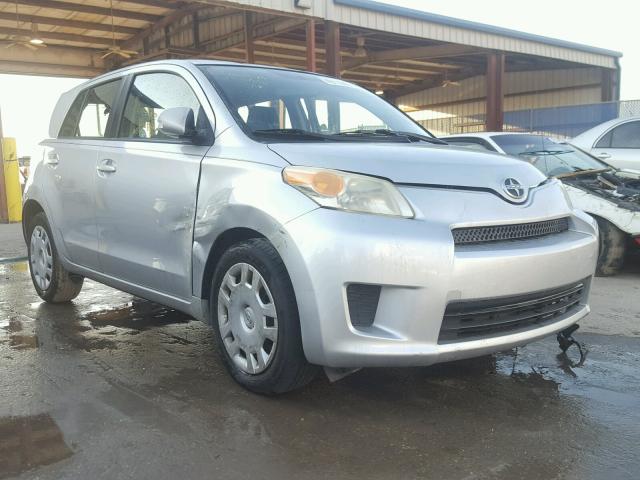 JTKKU10498J009218 - 2008 TOYOTA SCION XD SILVER photo 1