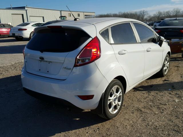 3FADP4EJ9EM117513 - 2014 FORD FIESTA SE WHITE photo 4