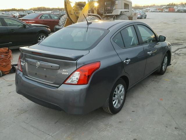 3N1CN7AP8HL832982 - 2017 NISSAN VERSA S GRAY photo 4