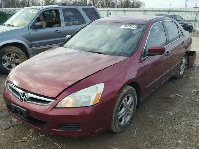 1HGCM563X6A122675 - 2006 HONDA ACCORD SE BURGUNDY photo 2