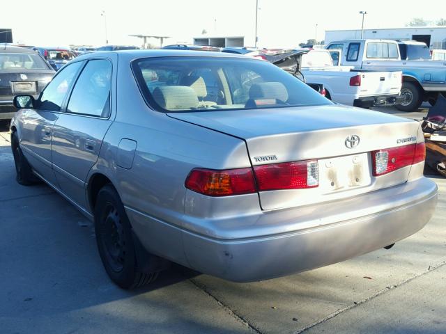 4T1BG22K11U046263 - 2001 TOYOTA CAMRY CE BEIGE photo 3