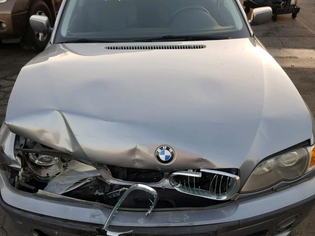 WBAEW53403PG10573 - 2003 BMW 330 XI 灰色 照片 7