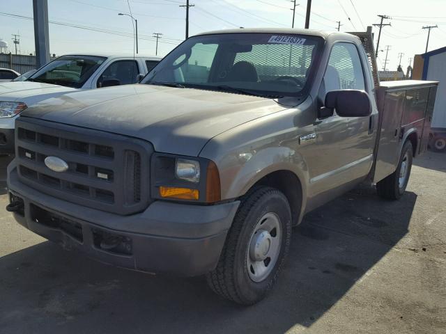 1FDWF30515EC93256 - 2005 FORD F350 SRW S BROWN photo 2