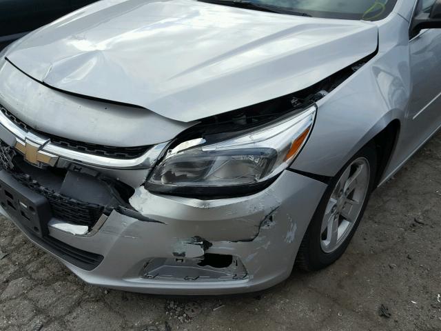 1G11A5SL3FF289623 - 2015 CHEVROLET MALIBU LS 银色 照片 9