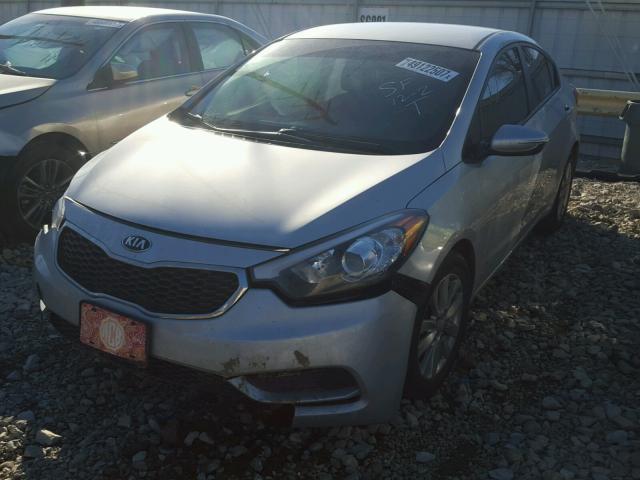 KNAFX4A67F5343476 - 2015 KIA FORTE LX SILVER photo 2