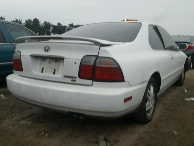 1HGCD7152TA001168 - 1996 HONDA ACCORD EX WHITE photo 4