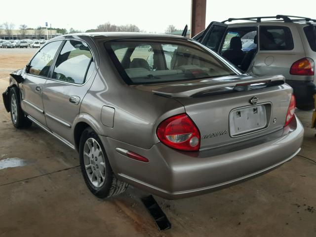 JN1CA31D21T628707 - 2001 NISSAN MAXIMA GXE SILVER photo 3