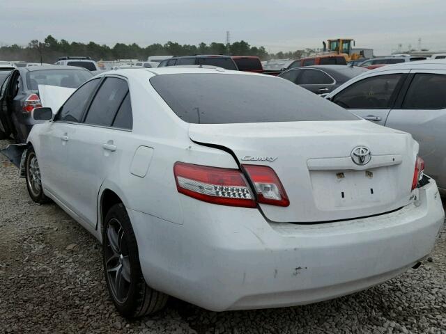 4T4BF3EK1BR098200 - 2011 TOYOTA CAMRY BASE WHITE photo 3