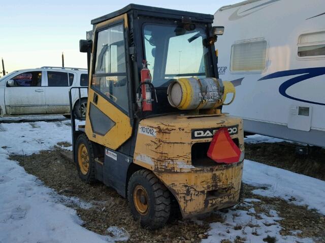 D201699 - 2000 FORK FORKLIFT YELLOW photo 3