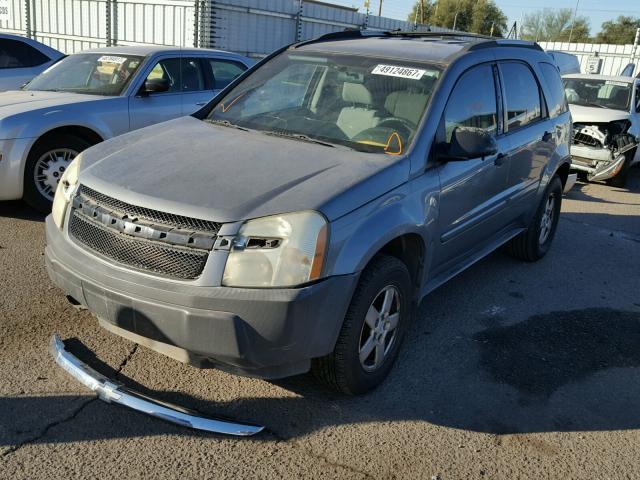 2CNDL13F256115756 - 2005 CHEVROLET EQUINOX LS GRAY photo 2