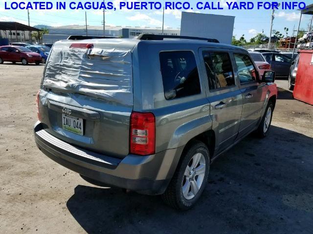 1C4NJPBBXDD108814 - 2013 JEEP PATRIOT SP GRAY photo 4