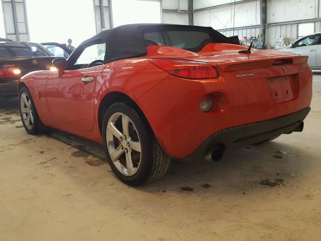 1G2MG35X68Y123761 - 2008 PONTIAC SOLSTICE G RED photo 3