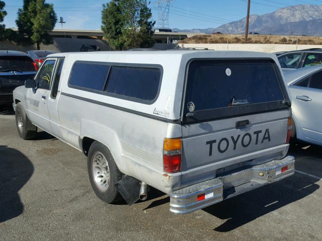 JT4RN70D7H0033223 - 1987 TOYOTA PICKUP XTR SILVER photo 3