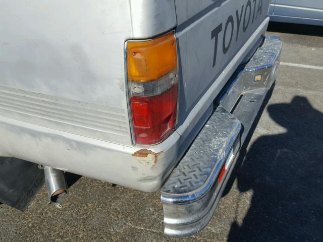 JT4RN70D7H0033223 - 1987 TOYOTA PICKUP XTR SILVER photo 9