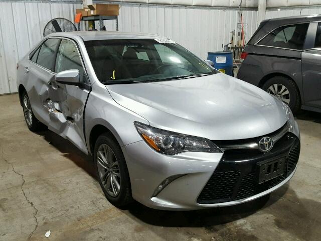 4T1BF1FK7FU034956 - 2015 TOYOTA CAMRY LE SILVER photo 1