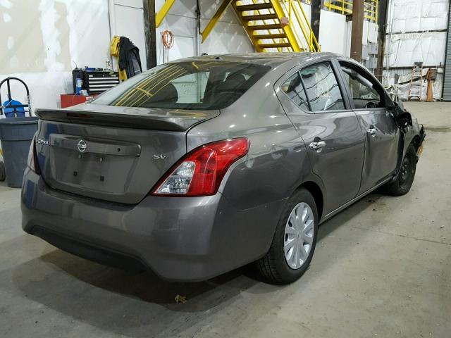 3N1CN7AP1HK454493 - 2017 NISSAN VERSA S GRAY photo 4