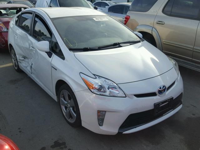 JTDKN3DU3D5618575 - 2013 TOYOTA PRIUS WHITE photo 1